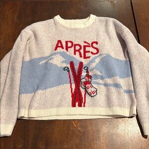 Après Ski Sweater with Red and Blue Design
